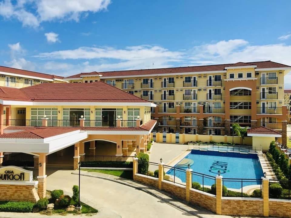 Spacious 1 Bedroom At Arezzo Place Davao With Pool,Wifi And Netflix Екстериор снимка